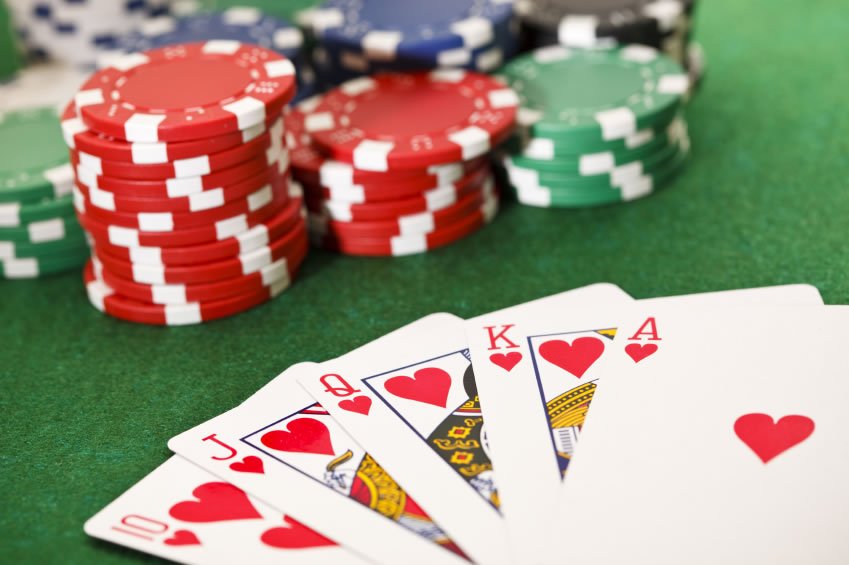Canlı Casino'da Poker Oynama